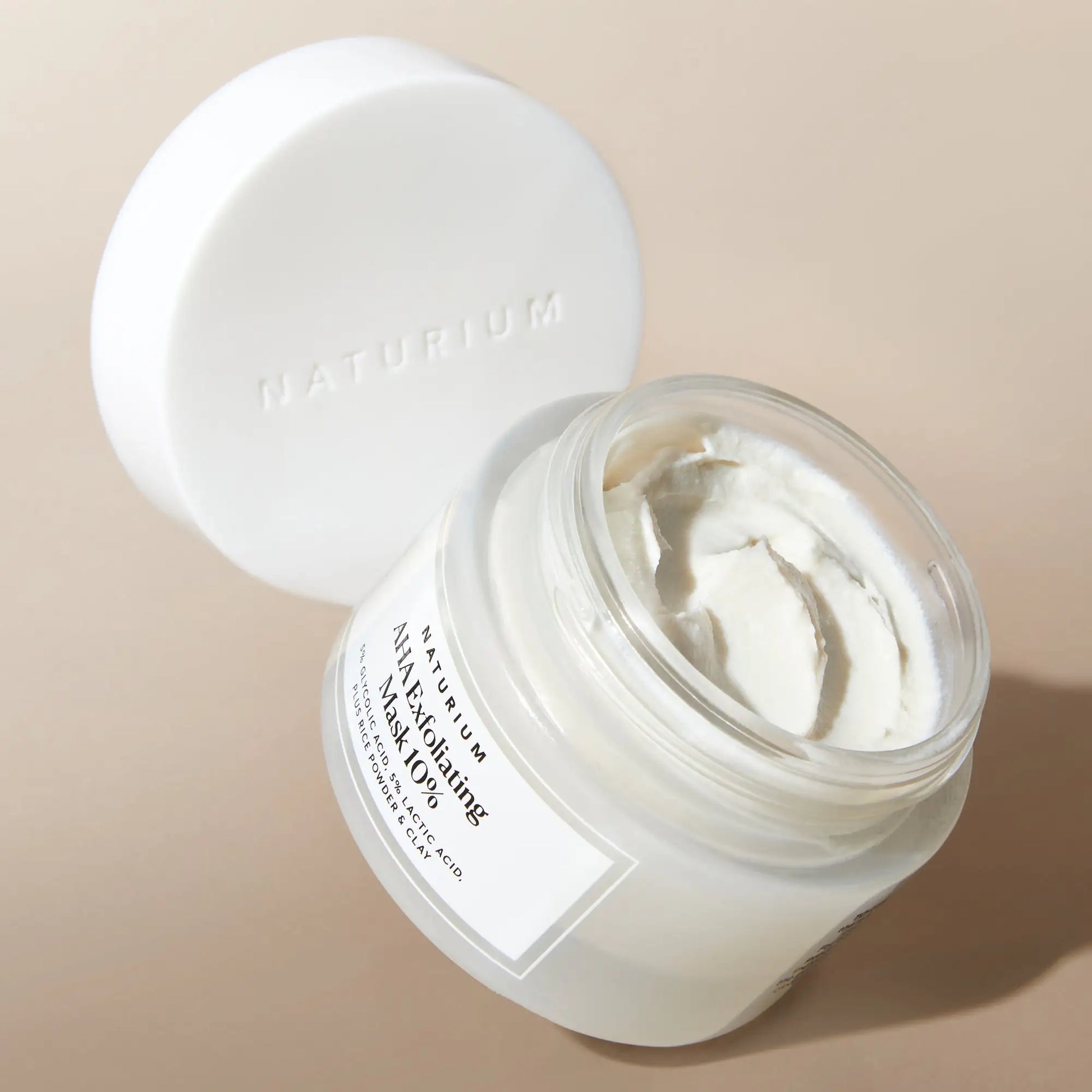 aha-exfoliating-mask-10-x8 AHAmask_0957-crop.webp