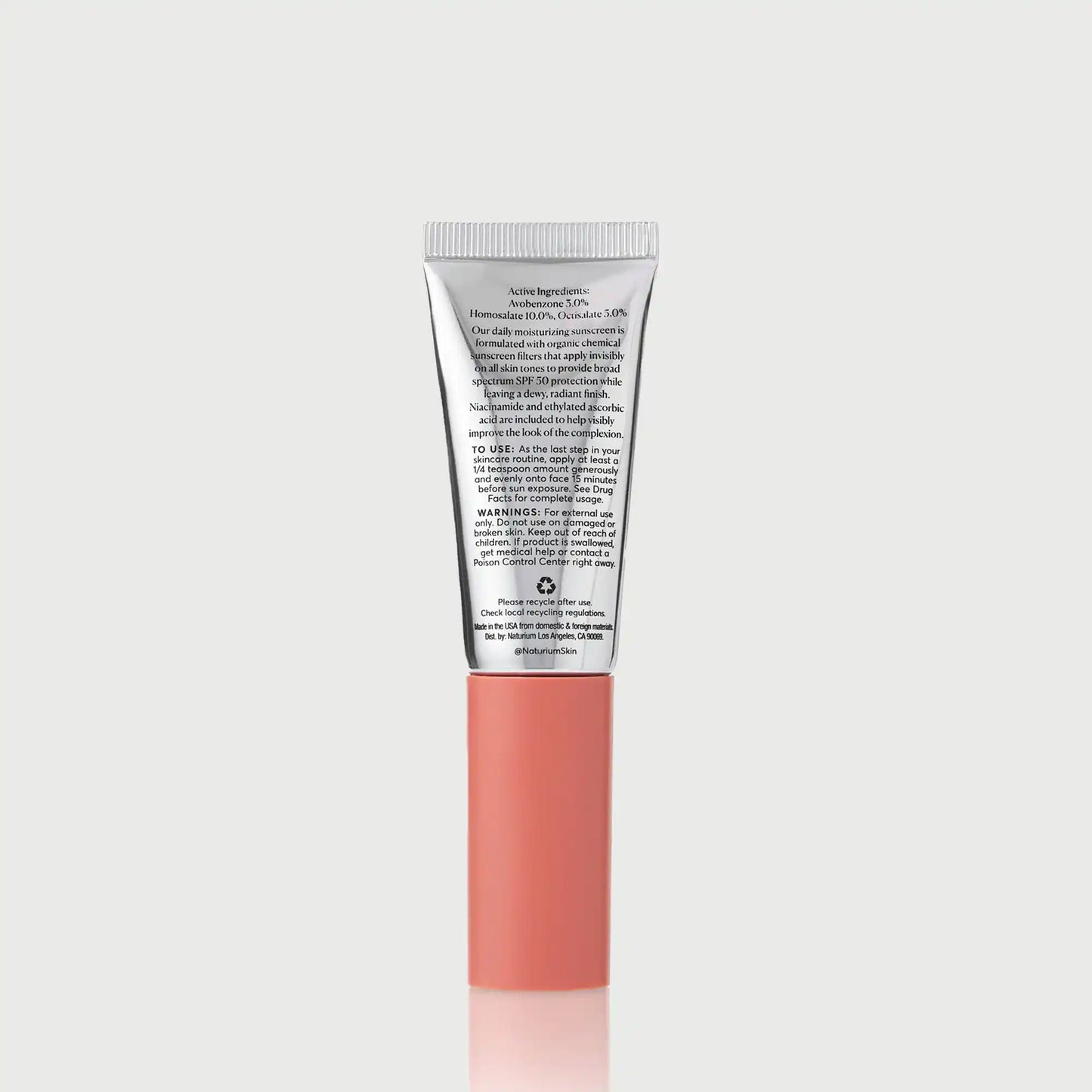 dew-glow-moisturizer-spf-50-travel-size-c4 NATR-10157_Dew-Glow-Moisturizer-SPF-50-Mini_back_capon_bonebkgd_d7cb9bbb-e294-42e2-8d5a-28c73c09b5b5.webp